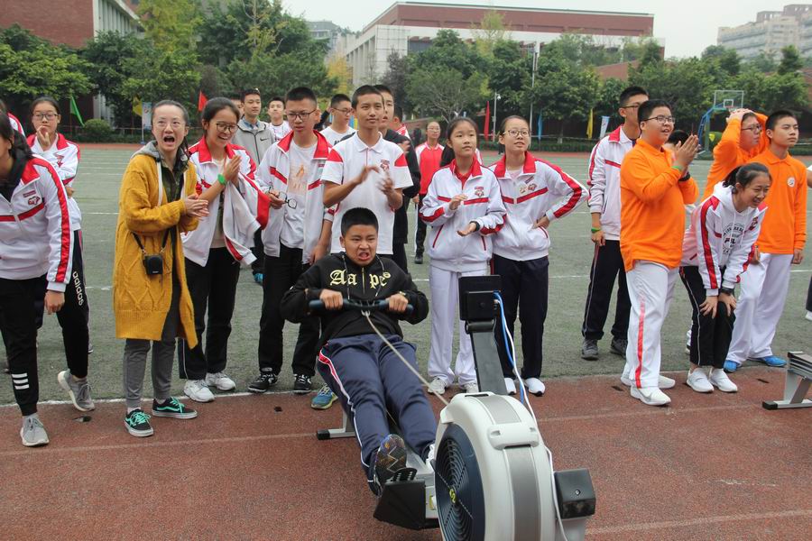 调整大小 学生划船器比赛2.JPG